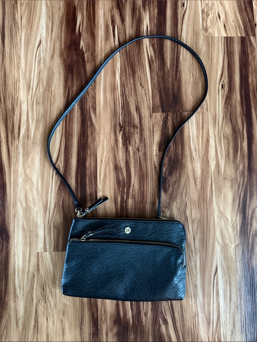 Travanti Black Crossbody Purse